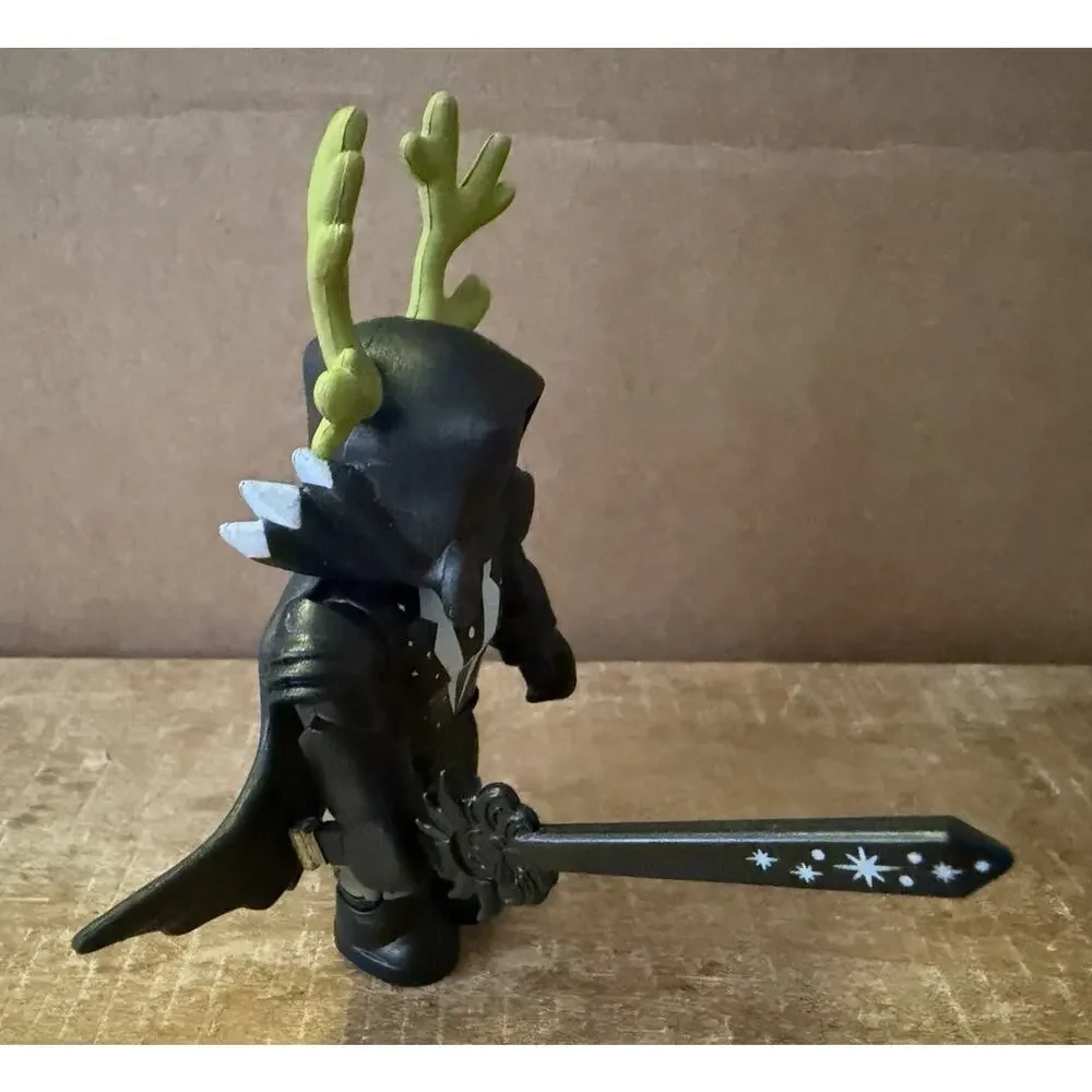 Gods Galaxy Roblox Series 8 w/accessories